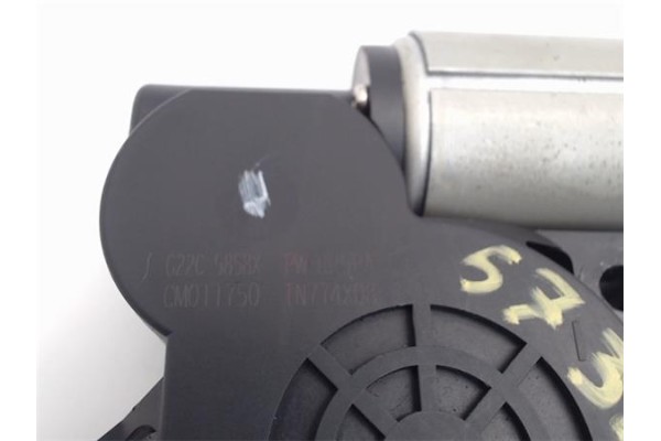 Recambio de motor elevalunas trasero derecho para mazda 3 berlina (bk) 1.6 cd active+ xcite referencia OEM IAM CMO11750  