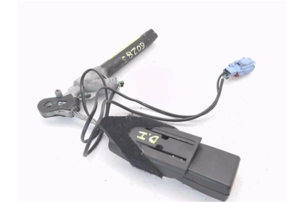 Recambio de anclaje cinturon delantero izquierdo para citroen c2 1.4 referencia OEM IAM 9640676877 TRW33022955 