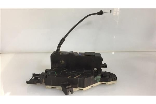 Recambio de cierre electromagnetico delantero derecho para peugeot 207 1.4 16v referencia OEM IAM 24094158 24099816 