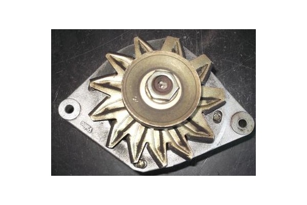 Recambio de alternador para renault 9 (l42_) 1.4 (l423) referencia OEM IAM  130346 HUCO  Recambio de alternador para renault 9 (l42_) 1.4 (l423) referencia OEM IAM  130346 HUCO