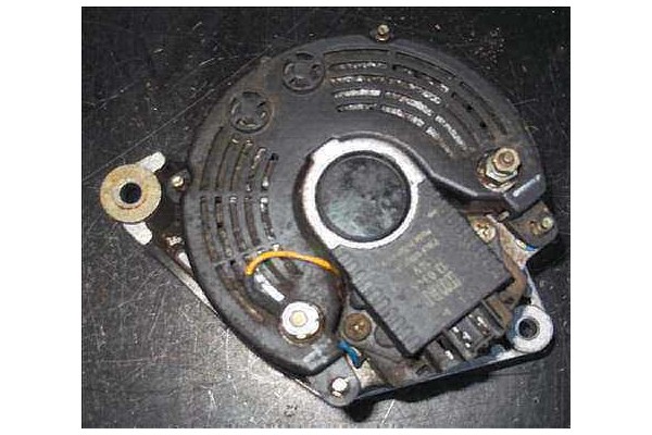 Recambio de alternador para renault 9 (l42_) 1.4 (l423) referencia OEM IAM  130346 HUCO 