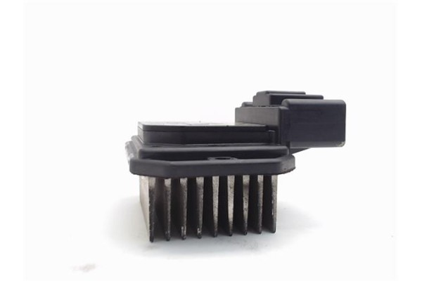 Recambio de regulador ventilador climatizacion para toyota corolla (e12) 2.0 d-4d referencia OEM IAM 499300  