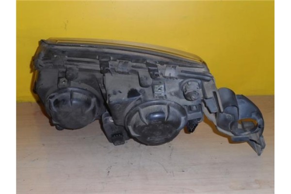 Recambio de faro delantero dcho para volvo s80 berlina 2.4 referencia OEM IAM 8620663 89005047 