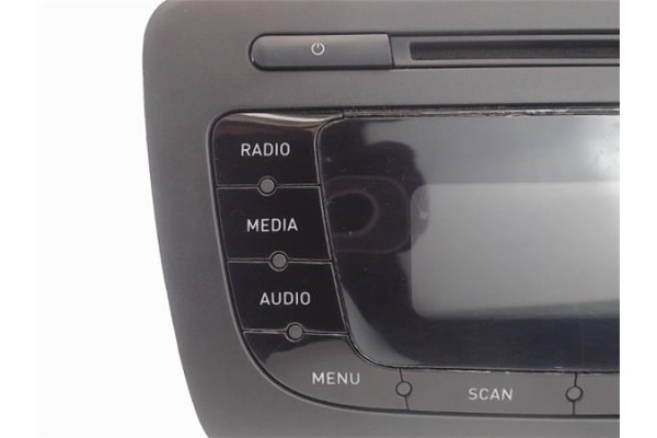 Recambio de radio / cd para seat ibiza berlina (6j5) 1.9 tdi referencia OEM IAM 6j0035153  