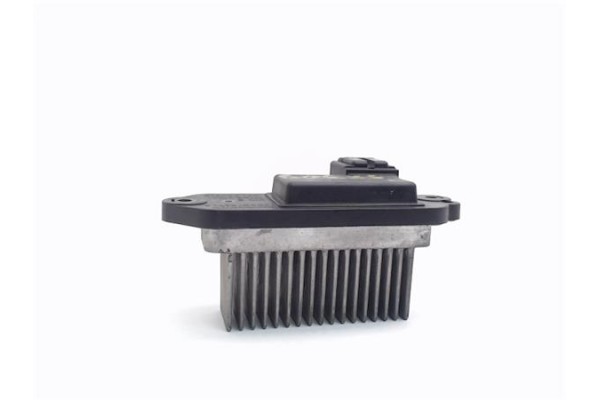 Recambio de regulador ventilador climatizacion para mazda 3 berlina (bk) 1.6 cd active+ xcite referencia OEM IAM PM010020B  