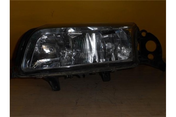 Recambio de faro delantero izquierdo para volvo s80 berlina 2.4 referencia OEM IAM 8620662 89005046 