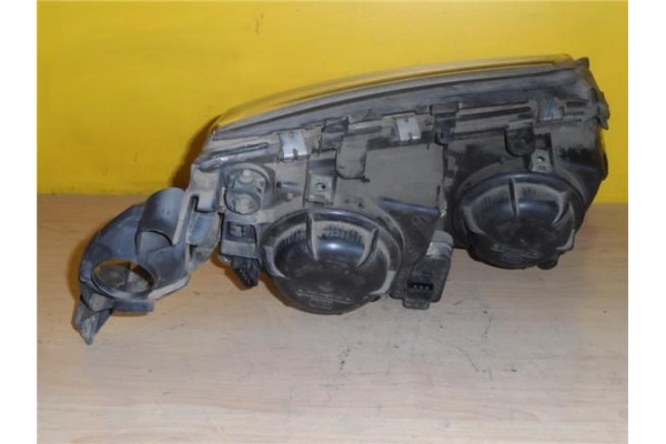 Recambio de faro delantero izquierdo para volvo s80 berlina 2.4 referencia OEM IAM 8620662 89005046 