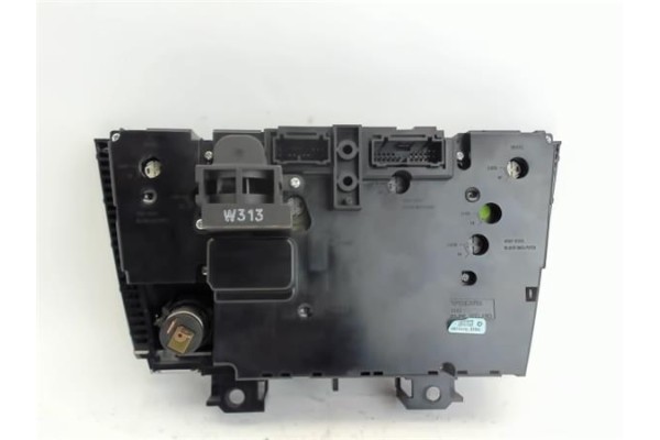 Recambio de mandos climatizador para volvo s60 berlina 2.4 d5 referencia OEM IAM 8691876  