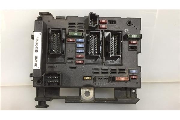 Recambio de caja fusibles/rele para peugeot 206 1.4 i referencia OEM IAM 9650664180 41808045 