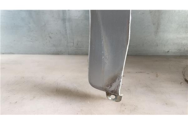 Recambio de aleta delantero izquierda para daewoo matiz (1997) 0.8 referencia OEM IAM   