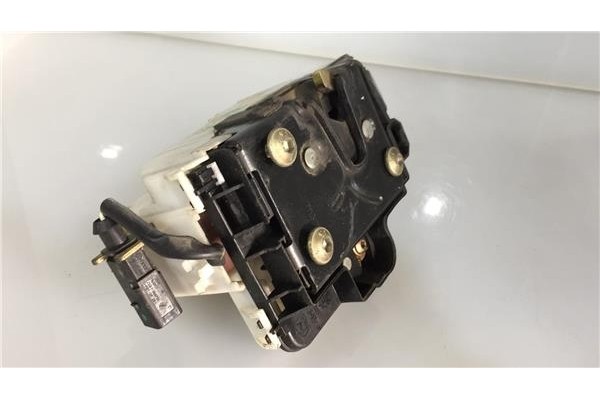 Recambio de cierre electromagnetico delantero derecho para seat ibiza (6k1) 1.9 tdi referencia OEM IAM 6K3837016D  
