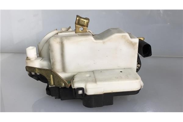 Recambio de cierre electromagnetico delantero derecho para seat ibiza (6k1) 1.9 tdi referencia OEM IAM 6K3837016D  