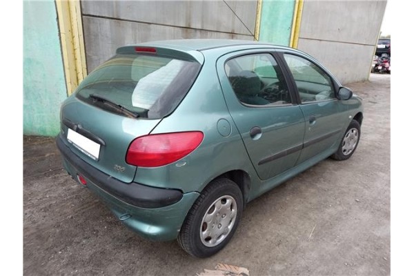 peugeot 206 del año 2000