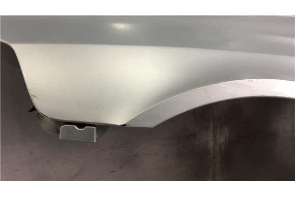 Recambio de aleta delantero izquierda para renault laguna ii (bg0)(2001) 2.0 authentique [2,0 ltr. - 103 kw cat (f5r-700)] refer