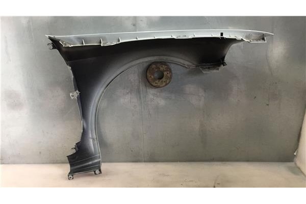 Recambio de aleta delantero izquierda para renault laguna ii (bg0)(2001) 2.0 authentique [2,0 ltr. - 103 kw cat (f5r-700)] refer