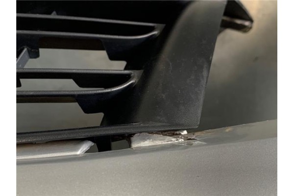 Recambio de paragolpes delantero para renault grand scénic ii (jm0/1_) 1.9 dci (jm14) referencia OEM IAM 7701477299  