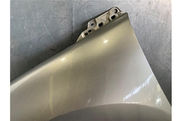 Recambio de aleta delantero izquierda para peugeot 3008 1.6 hdi referencia OEM IAM 7840W9  