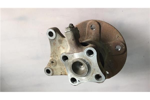 Recambio de buje trasero para suzuki swift iii (sg) 1.3 referencia OEM IAM 4615157K00 4340257KA0 