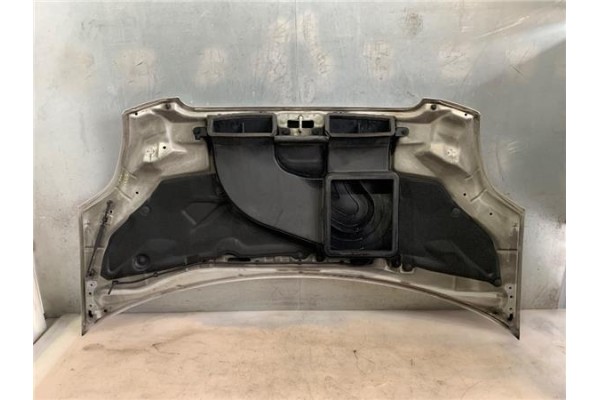 Recambio de capo para hyundai h-1 furgón 2.5 crdi referencia OEM IAM 664004A720  