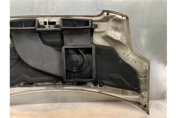 Recambio de capo para hyundai h-1 furgón 2.5 crdi referencia OEM IAM 664004A720  