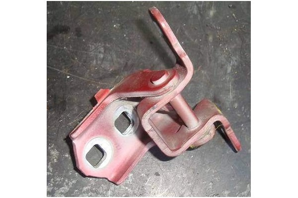 Recambio de bisagra derecha porton trasero para renault scenic ii (jm) 1.9 dci (jm15) referencia OEM IAM 8200023945  