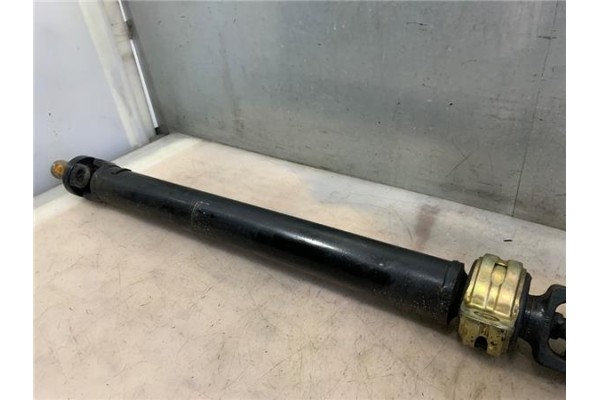 Recambio de cardan trasero para hyundai h-1 furgón 2.5 crdi referencia OEM IAM 491044A550  