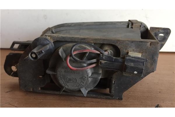 Recambio de faro antiniebla para daewoo nexia 1.5 16v referencia OEM IAM 96175354  
