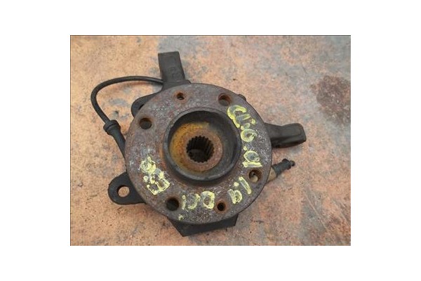 Recambio de mangueta delantero izquierda para renault clio ii fase i (b/cbo)(1998) 1.9 dti (b/cb0u) referencia OEM IAM   