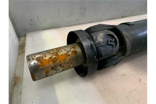 Recambio de cardan trasero para hyundai h-1 furgón 2.5 crdi referencia OEM IAM 491044A550  