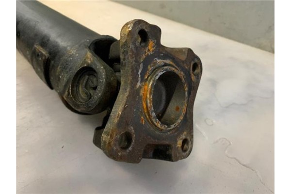 Recambio de cardan trasero para hyundai h-1 furgón 2.5 crdi referencia OEM IAM 491044A550  