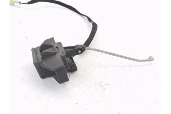 Recambio de cierre electromagnetico porton para renault clio ii fase ii (b/cb0) 1.2 base authentique referencia OEM IAM 82000789