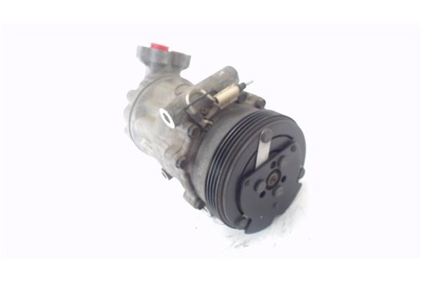 Recambio de compresor aire acond. para renault clio ii fase ii (b/cb0) 1.2 base authentique referencia OEM IAM 8200953358  