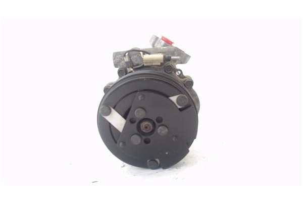Recambio de compresor aire acond. para renault clio ii fase ii (b/cb0) 1.2 base authentique referencia OEM IAM 8200953358  
