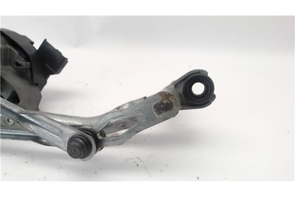Recambio de electroventilador para hyundai h-1 furgón 2.5 crdi referencia OEM IAM 977304A065  