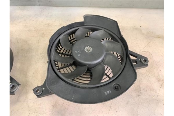 Recambio de electroventilador para hyundai h-1 furgón 2.5 crdi referencia OEM IAM 977304A065  