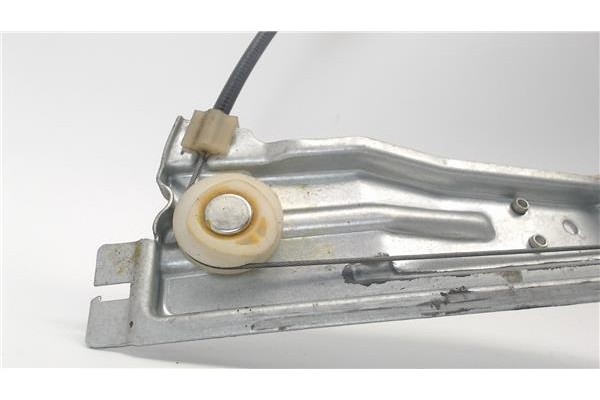 Recambio de mecanismo elevalunas delantero derecho para citroen c4 berlina referencia OEM IAM 9222V0  