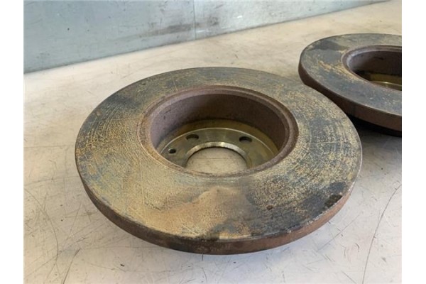 Recambio de disco freno delantero para peugeot boxer furgón (230l) 1.9 d referencia OEM IAM 4249H6 4246J8 