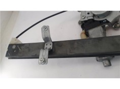 Recambio de elevalunas electrico delantero izquierdo para hyundai h-1 furgón 2.5 crdi referencia OEM IAM 935704A000  