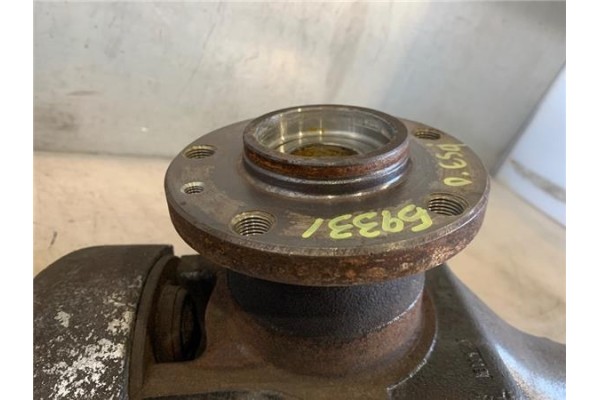 Recambio de mangueta delantero izquierda para peugeot boxer furgón (230l) 1.9 d referencia OEM IAM 364671  