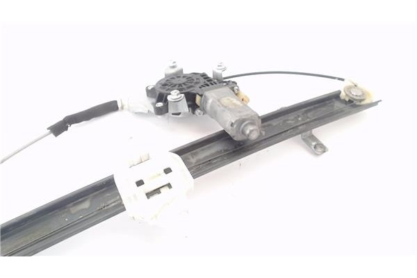Recambio de elevalunas electrico delantero izquierdo para hyundai h-1 furgón 2.5 crdi referencia OEM IAM 935704A000  