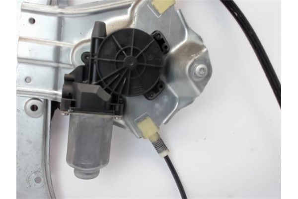 Recambio de mecanismo elevalunas delantero derecho para renault clio iii referencia OEM IAM   