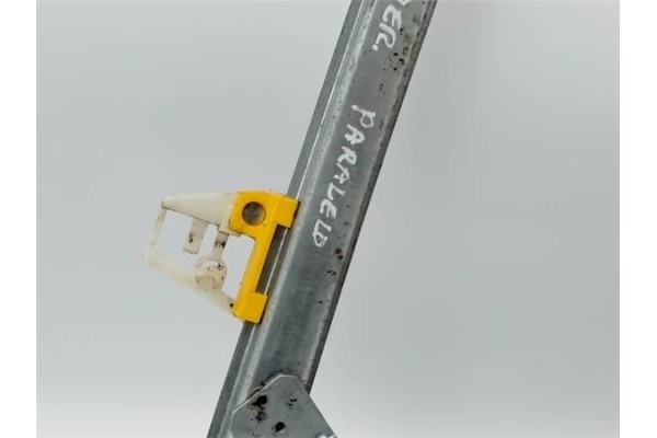 Recambio de mecanismo elevalunas delantero derecho para renault megane ii berlina 5p referencia OEM IAM   