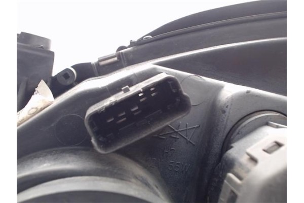 Recambio de faro delantero dcho para nissan primera hatchback (p12) 1.6 referencia OEM IAM 1EJ238010 26010AU800 