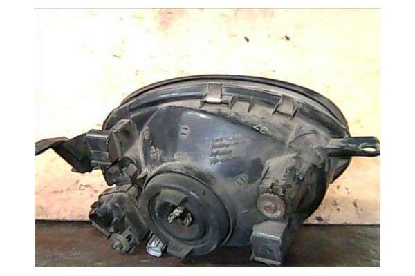 Recambio de faro delantero izquierdo para toyota corolla (e11) 1.4 16v (zze111_) referencia OEM IAM 10076587  