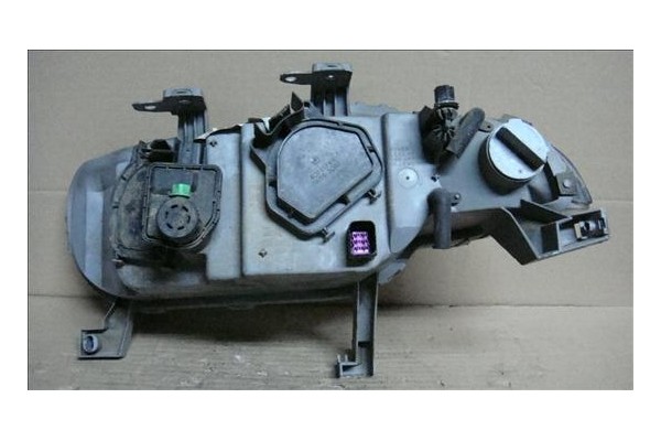 Recambio de faro delantero dcho para rover rover 45 (rt) 2.0 referencia OEM IAM XBC104520  