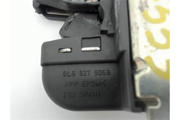 Recambio de cerradura porton para volkswagen polo (9n1)(2001) 1.4 16v referencia OEM IAM 6Q6827505B  