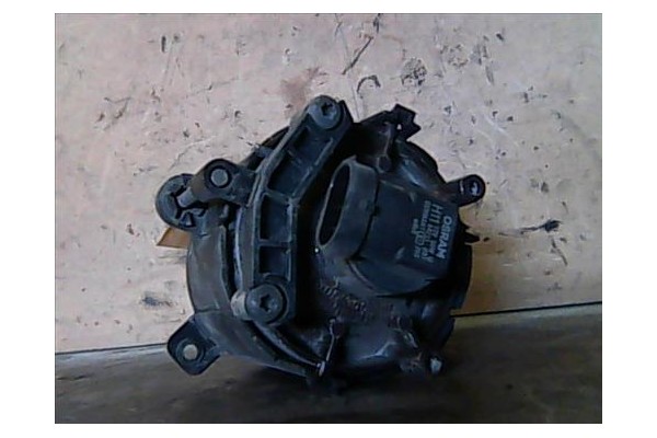 Recambio de faro antiniebla para ford mondeo iii (b5y) 2.0 16v referencia OEM IAM 1126982  