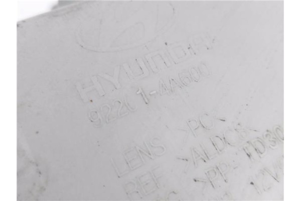 Recambio de faro antiniebla izquierdo para hyundai h-1 furgón 2.5 crdi referencia OEM IAM 922014A600  