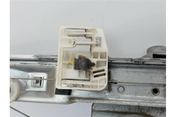 Recambio de mecanismo elevalunas trasero izquierdo para renault megane ii berlina 5p referencia OEM IAM   
