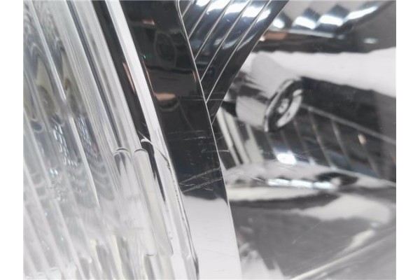 Recambio de faro delantero dcho para hyundai h-1 furgón 2.5 crdi referencia OEM IAM 921024A610  